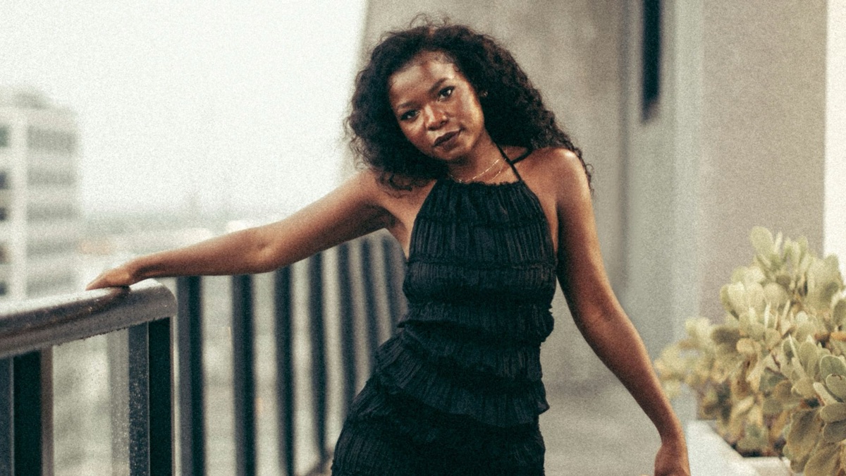 5 Timeless Looks That Never Go Out Of Style