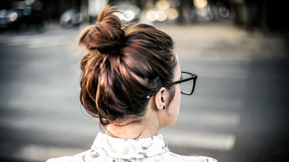The 5 Cutest Ways You Can Style A Hair Bun